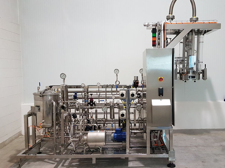 The HRS Asepticblock Mini is a complete yet portable aseptic treatment and filling machine which can process small quantities of trial products